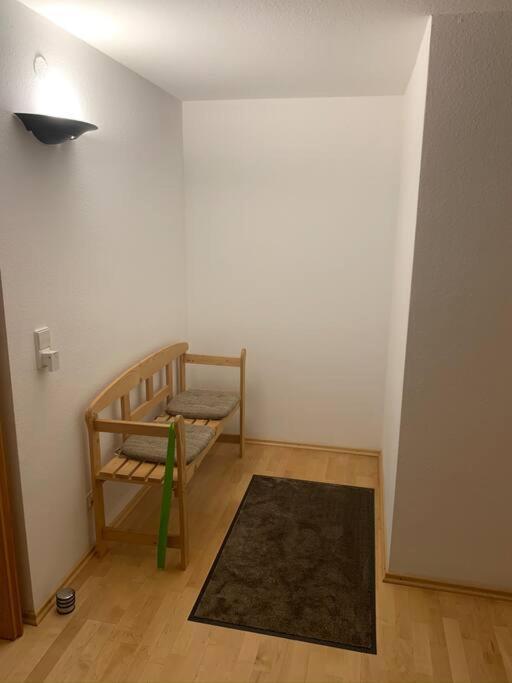 2-Zimmer-Nichtraucher-Ferienwohnung Strobel Тюбинген Экстерьер фото